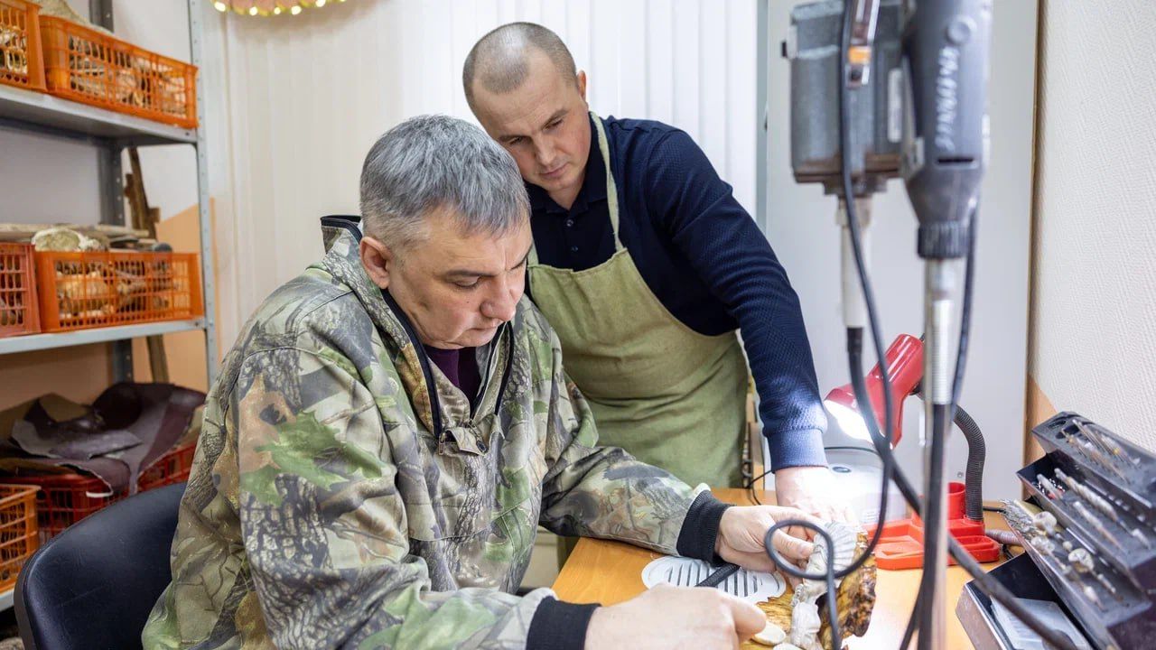 Сотрудники центра ремесел в Ноябрьске